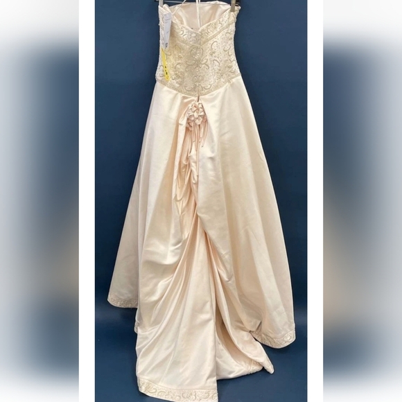 New!!! Tags!!ALFRED ANGELO 'MARGE MOONLIGHT' EMBROIDERED COLLECTION Sz 10 A Line - Picture 3 of 17
